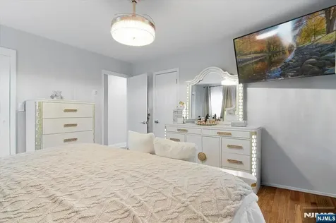 14 Dorothea Terrace Belleville NJ 07109