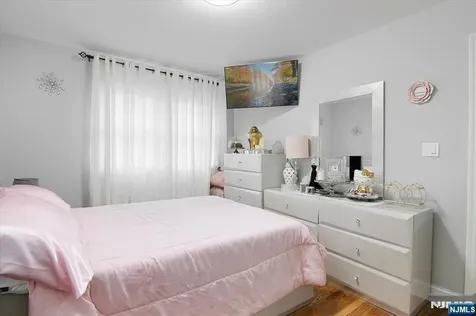 14 Dorothea Terrace Belleville NJ 07109