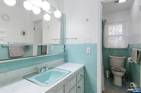 14 Dorothea Terrace Belleville NJ 07109