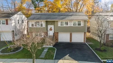 14 Dorothea Terrace Belleville NJ 07109
