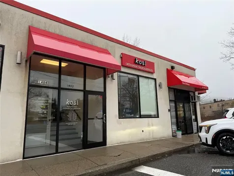 1402 Bergen Fort Lee NJ 07024