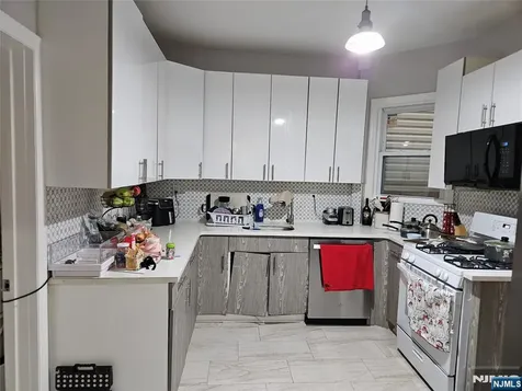 12 Wright Avenue Jersey City NJ 07306