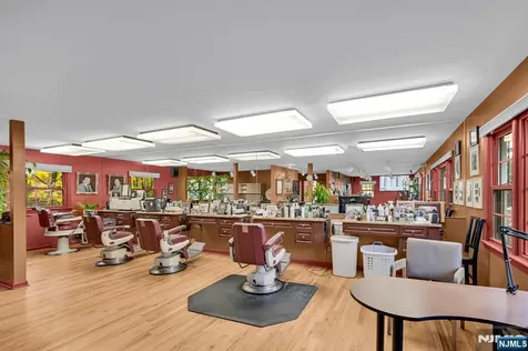 857 Pompton Avenue Cedar Grove NJ 07009