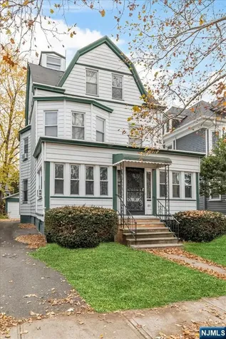 181 Greenwood Avenue East Orange NJ 07017