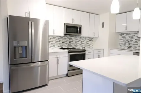 1600 Center Avenue Fort Lee NJ 07024