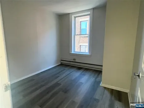 10 Hilliard Avenue Edgewater NJ 07020