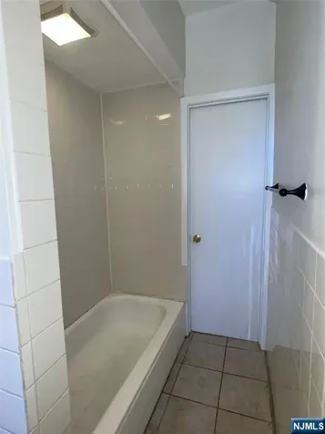 10 Hilliard Avenue Edgewater NJ 07020