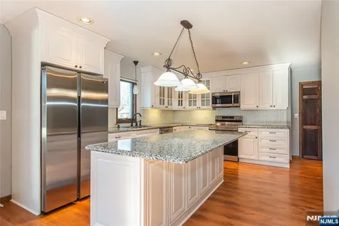 8 Tyler Place West Milford NJ 07421