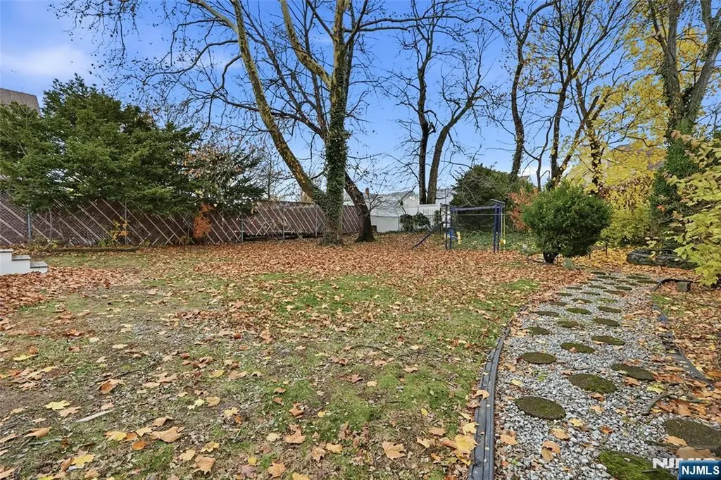 15 Carol Place Bloomfield NJ 07003