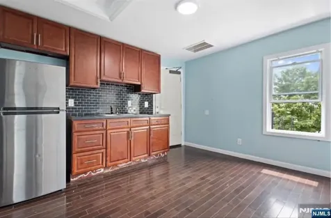 70 Sherman Avenue Newark NJ 07114