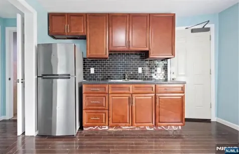 70 Sherman Avenue Newark NJ 07114