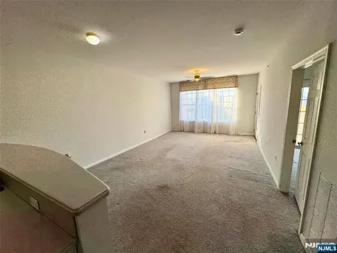 134 Cory Lane Elmwood Park NJ 07407