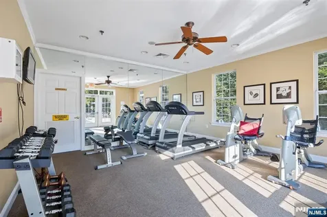 134 Cory Lane Elmwood Park NJ 07407