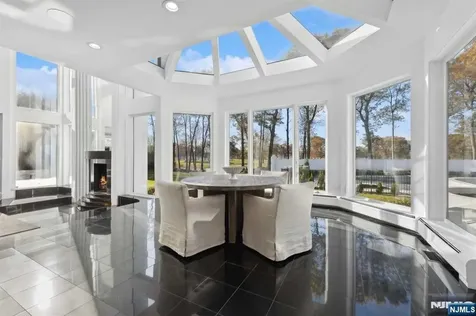 23 Rio Vista Drive Alpine NJ 07620