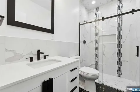 23 Rio Vista Drive Alpine NJ 07620
