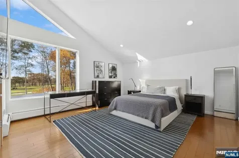 23 Rio Vista Drive Alpine NJ 07620