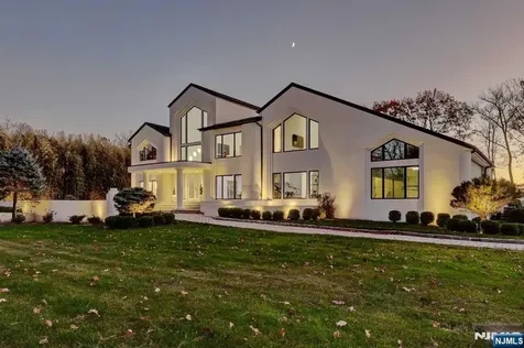 23 Rio Vista Drive Alpine NJ 07620