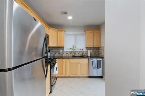 471 N Midland Avenue Saddle Brook NJ 07663