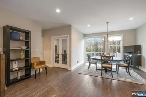 3 Cinnamon Drive Upper Saddle River NJ 07458