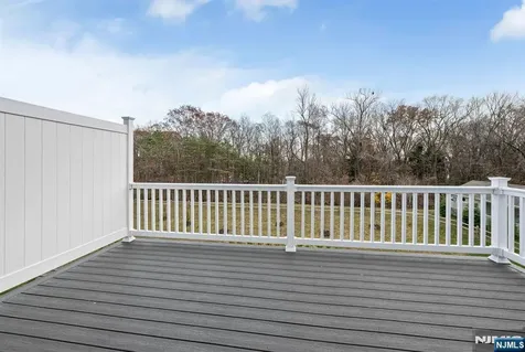 3 Cinnamon Drive Upper Saddle River NJ 07458