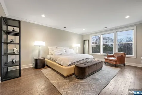 3 Cinnamon Drive Upper Saddle River NJ 07458