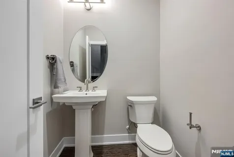 3 Cinnamon Drive Upper Saddle River NJ 07458