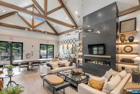 3 Cinnamon Drive Upper Saddle River NJ 07458