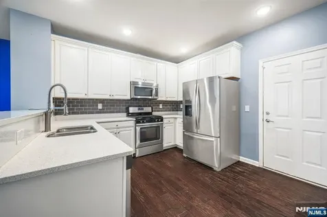109 Wesmont Drive Wood Ridge NJ 07075