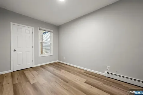 282 Hamilton Avenue Paterson NJ 07501