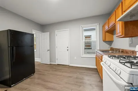282 Hamilton Avenue Paterson NJ 07501