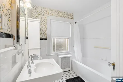 71 Georgian Court Hillside NJ 07205