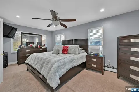 67 Spring Valley Avenue Hackensack NJ 07601