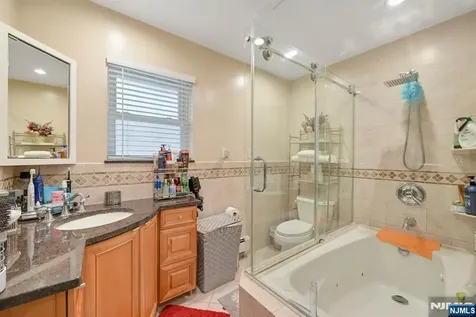 67 Spring Valley Avenue Hackensack NJ 07601