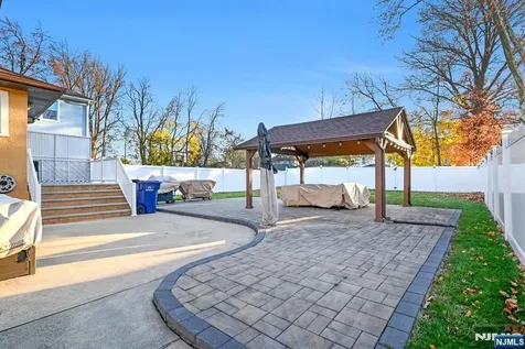 67 Spring Valley Avenue Hackensack NJ 07601