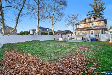 67 Spring Valley Avenue Hackensack NJ 07601
