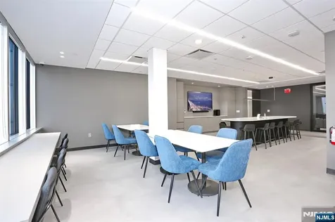 1 Bridge Plaza Fort Lee NJ 07024