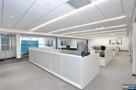 1 Bridge Plaza Fort Lee NJ 07024