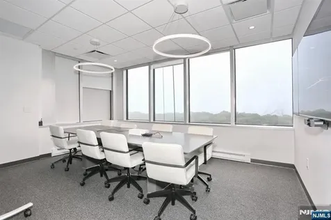 1 Bridge Plaza Fort Lee NJ 07024