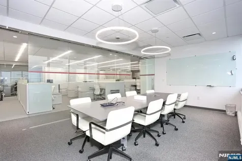 1 Bridge Plaza Fort Lee NJ 07024