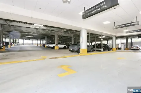 1 Bridge Plaza Fort Lee NJ 07024