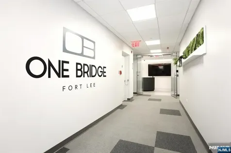 1 Bridge Plaza Fort Lee NJ 07024