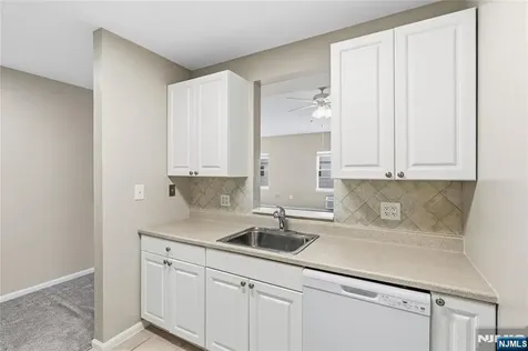905 River Road Edgewater NJ 07020