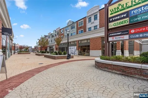 905 River Road Edgewater NJ 07020