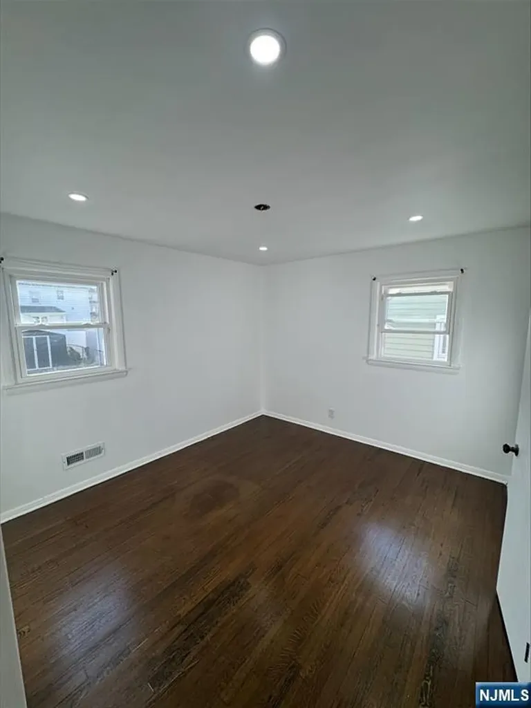 9 Marion Court Belleville NJ 07109