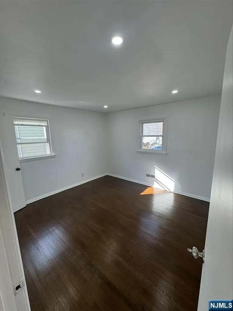 9 Marion Court Belleville NJ 07109