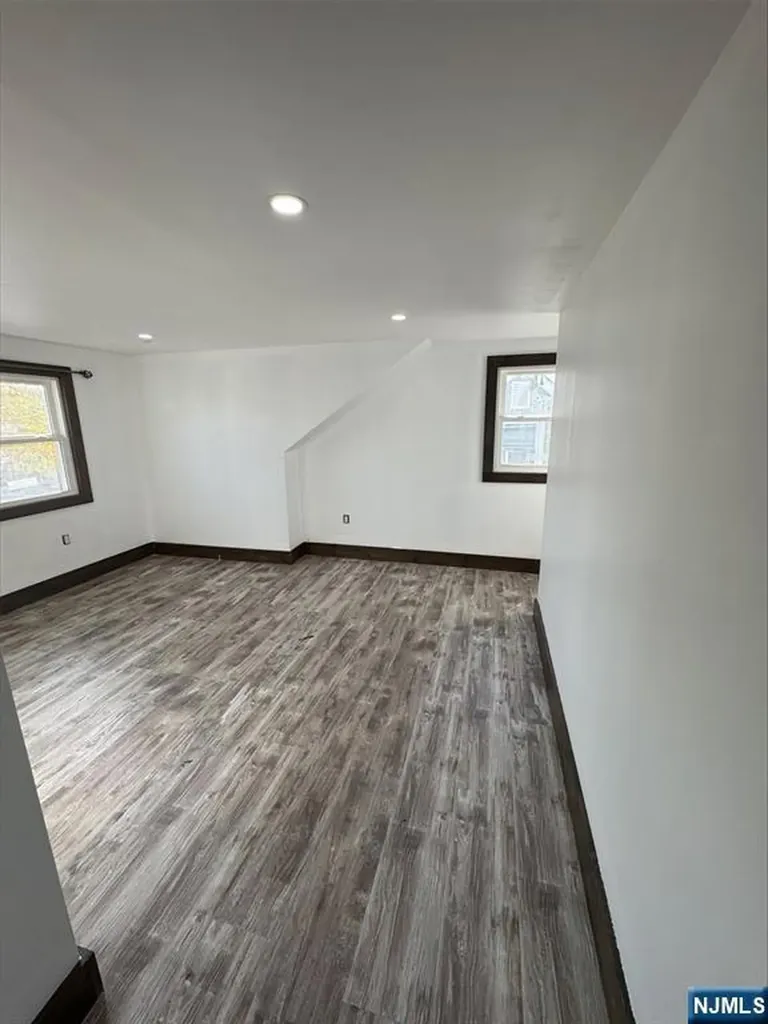 9 Marion Court Belleville NJ 07109