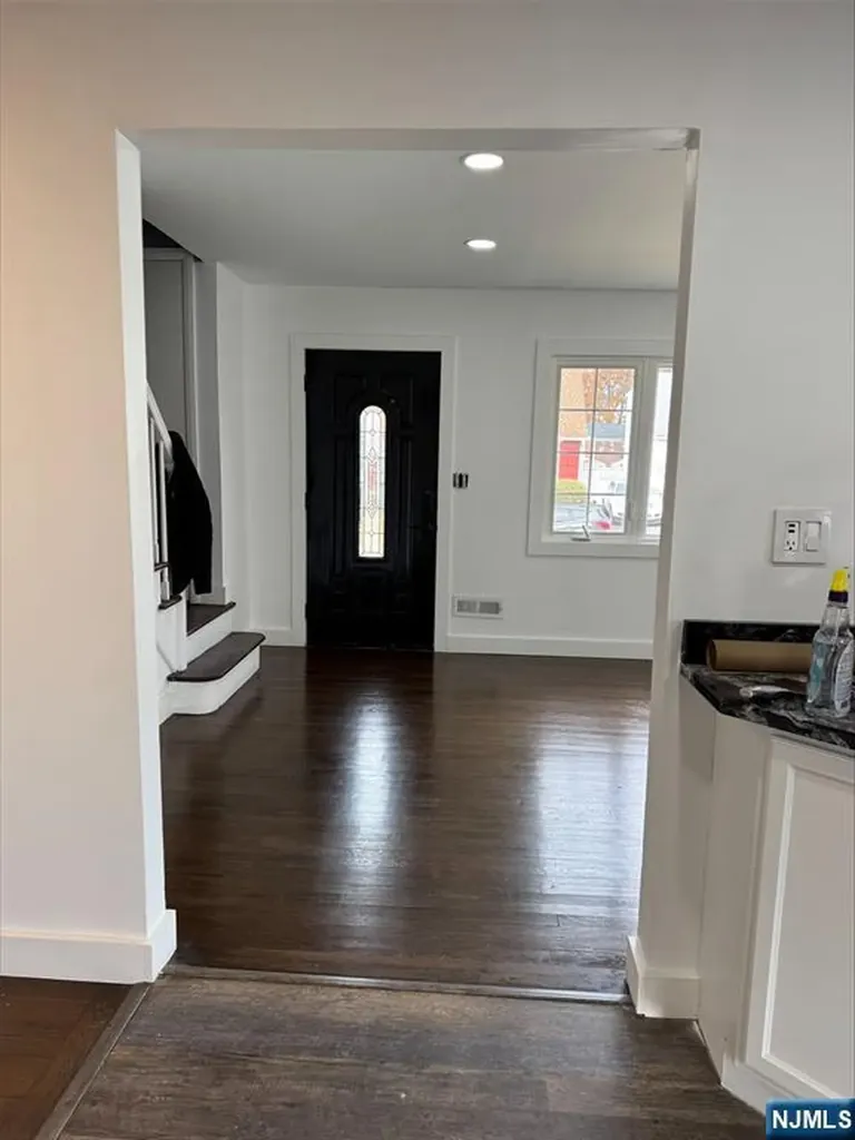 9 Marion Court Belleville NJ 07109