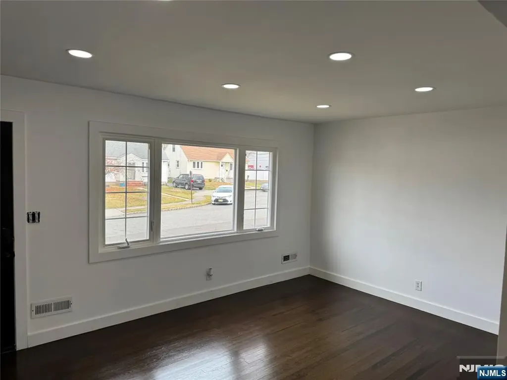 9 Marion Court Belleville NJ 07109