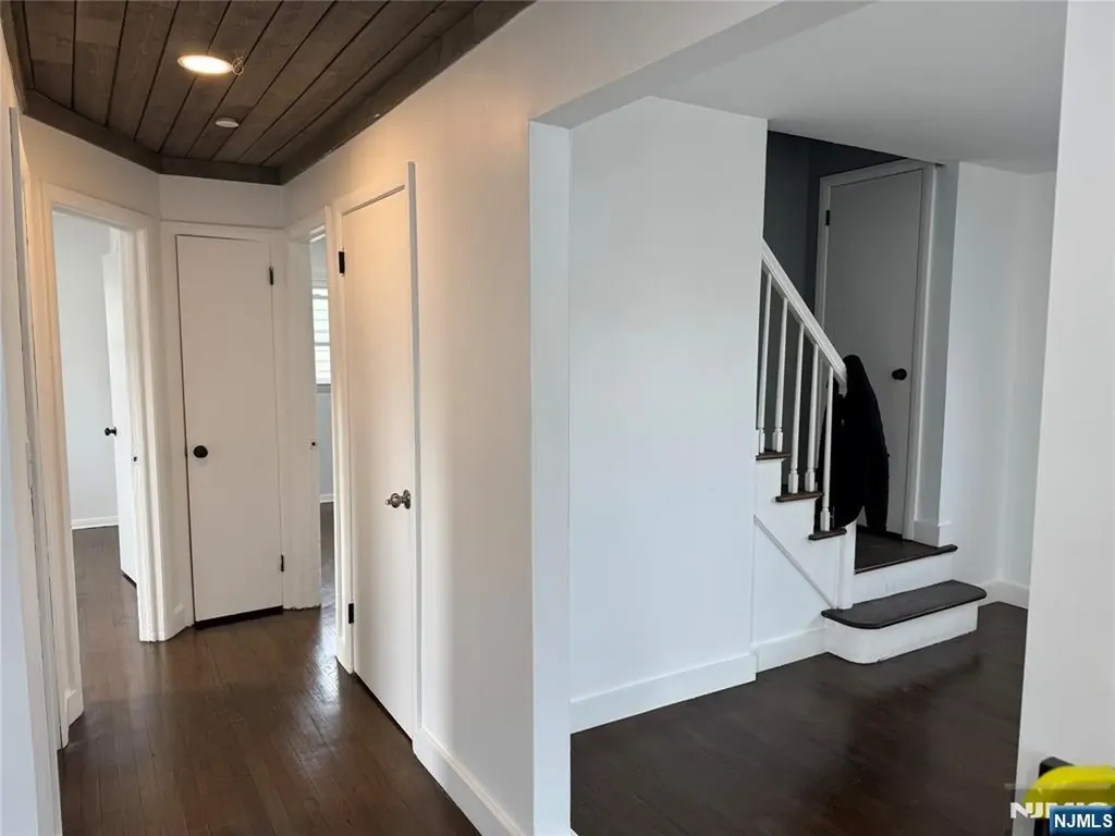 9 Marion Court Belleville NJ 07109