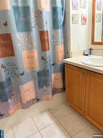 217 Sophee Lane Lakewood NJ 08701